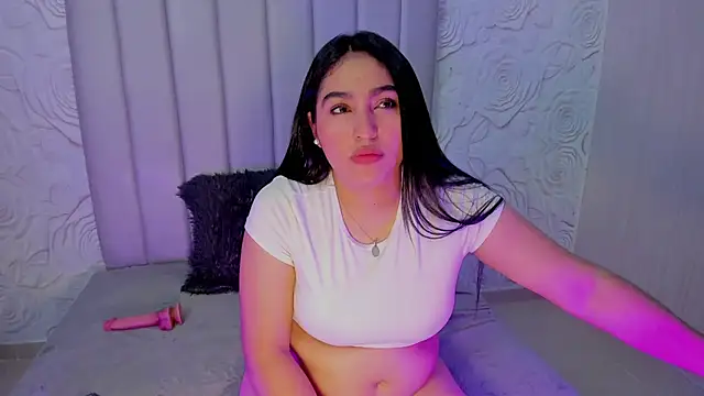 Snapshot of Lya_dubois_ chatting on 03.28.26 Lya dubois online show from 03.28.26