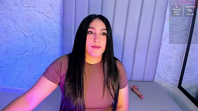 Snapshot of Lya_dubois_ chatting on 04.18.26 Lya dubois online show from 04.18.26