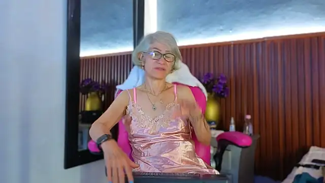 miss monserrate01 online show from 03.04.26