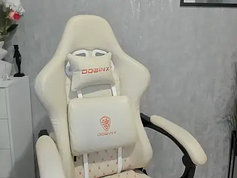 MistressMiia online show from 03.05.26