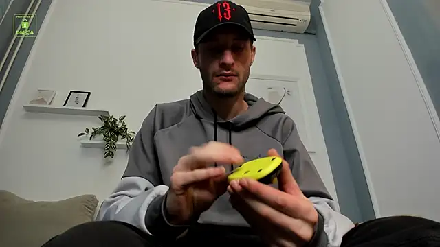 Deymond Russo online show from 02.27.26