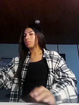 Snapshot of MeelFox chatting on 02.25.26 MeelFox online show from 02.25.26