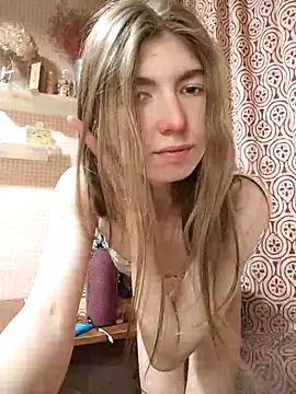 Bubble Chloe online show from 02.21.26