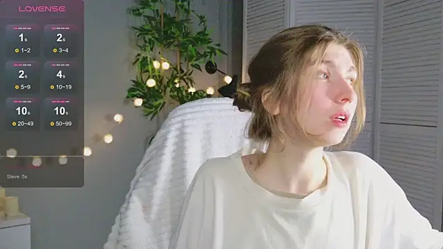 Bubble Chloe online show from 04.08.26