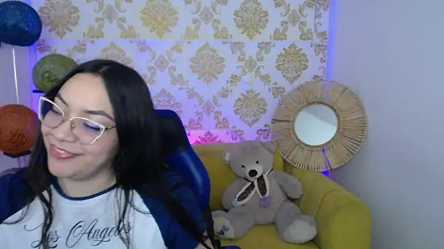 ALISS M  online show from 02.05.26