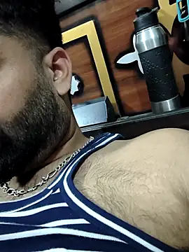 MrCurioX online show from 04.05.26