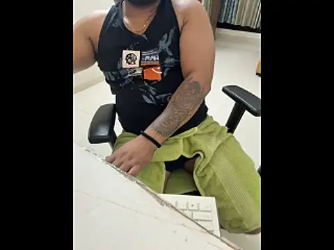 Snapshot of Rah0091 chatting on 03.18.26 Rah0091 online show from 03.18.26