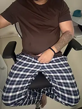 Snapshot of Rah0091 chatting on 04.07.26 Rah0091 online show from 04.07.26