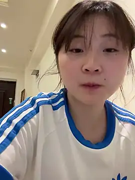 LXR77887 online show from 04.17.26