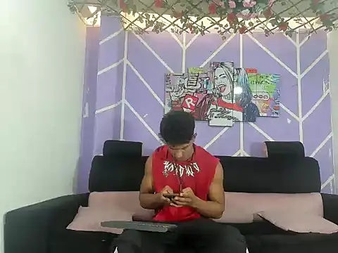 Snapshot of Yoel_hot2004 chatting on 04.03.26 Yoel hot2004 online show from 04.03.26