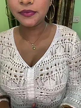 Snapshot of LIZNA_0 chatting on 02.13.26 LIZNA 0 online show from 02.13.26