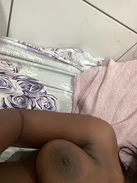 Snapshot of tai011 chatting on 02.12.26 tai011 online show from 02.12.26