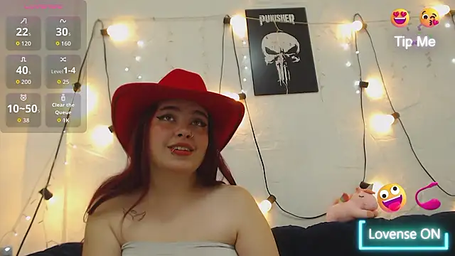 Snapshot of CarolRousee chatting on 03.16.26 CarolRousee online show from 03.16.26