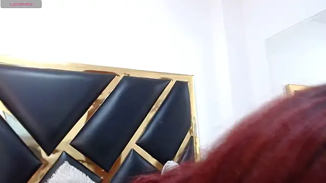 Snapshot of CarolRousee chatting on 05.24.26 CarolRousee online show from 05.24.26