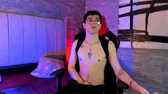 Snapshot of Elbombondelcircuit chatting on 03.01.26 Elbombondelcircuit online show from 03.01.26