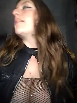 Deimoonblack26 online show from 02.26.26