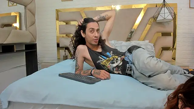 Goldentemptation  online show from 04.08.26