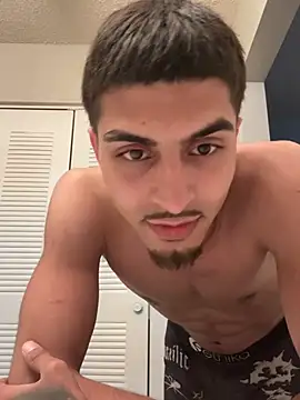 Snapshot of UncensoredAladdin chatting on 04.16.26 UncensoredAladdin online show from 04.16.26