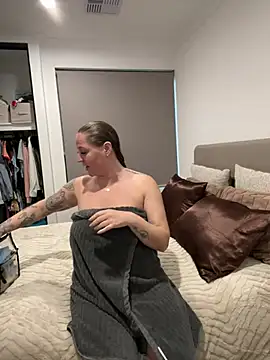 KristinaLouu online show from 06.24.26