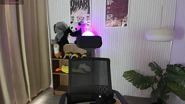 Laukyubey1 online show from 03.24.26