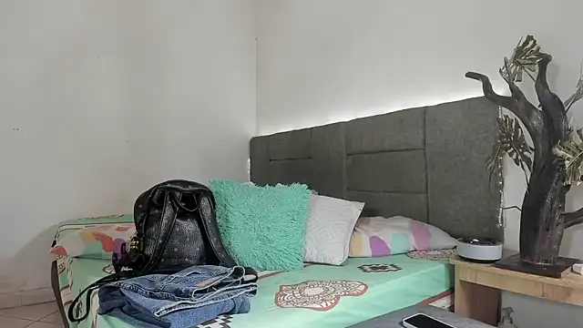 Snapshot of Zoel_Amber20 chatting on 04.06.26 Zoel Amber20 online show from 04.06.26