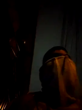 Snapshot of thom_1 chatting on 06.19.26 thom 1 online show from 06.19.26