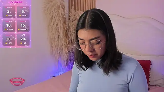 Snapshot of rebeca_taylor chatting on 03.13.26 rebeca taylor online show from 03.13.26