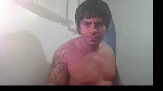 Snapshot of Zekestone chatting on 03.12.26 Zekestone online show from 03.12.26