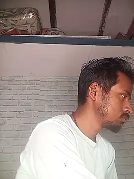 Snapshot of ravimandal chatting on 04.17.26 ravimandal online show from 04.17.26