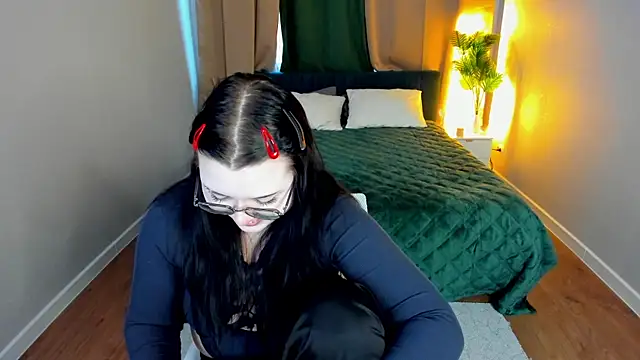 Kira G0ld online show from 03.17.26