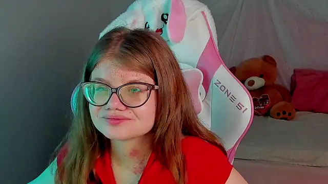 ChloeHalses online show from 03.28.26