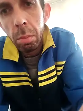 Snapshot of Lamich chatting on 04.08.26 Lamich online show from 04.08.26