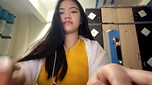 AntoninaDamewood online show from 02.13.26