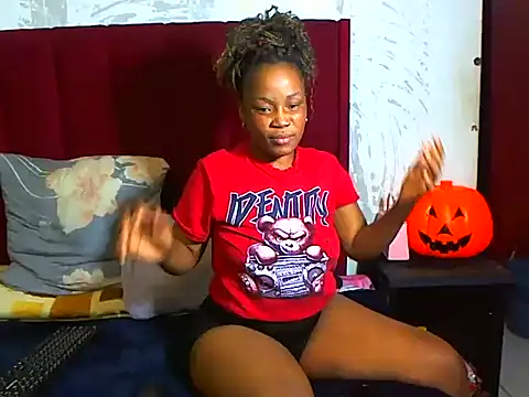 Snapshot of Lindabee34 chatting on 02.24.26 Lindabee34 online show from 02.24.26