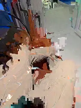 Snapshot of hungryMaya chatting on 02.09.26 hungryMaya online show from 02.09.26