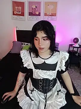 Snapshot of Daniellesins1 chatting on 02.18.26 Daniellesins1 online show from 02.18.26