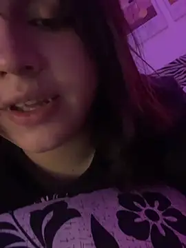 Daniellesins1 online show from 04.03.26