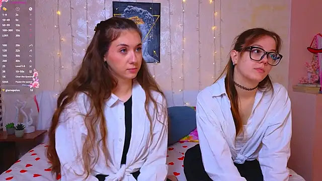 Snapshot of MelanieTwice chatting on 03.01.26 MelanieTwice online show from 03.01.26