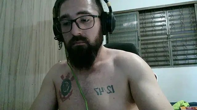 Snapshot of Redlovecouple chatting on 02.27.26 Redlovecouple online show from 02.27.26