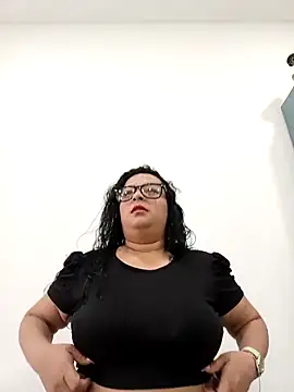 Snapshot of CAMILA--04 chatting on 02.12.26 CAMILA--04 online show from 02.12.26