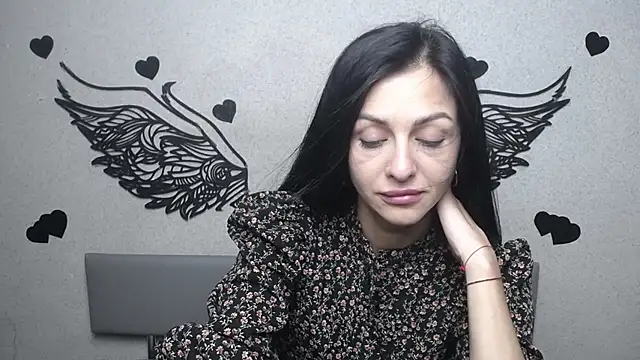 EvaClarkk online show from 07.11.26