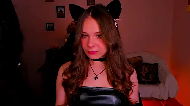 Snapshot of LanaLovely chatting on 05.20.26 LanaLovely online show from 05.20.26