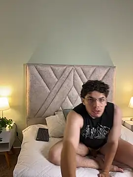 Snapshot of Axel_Creed chatting on 02.25.26 Axel Creed online show from 02.25.26