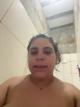 Snapshot of Adriputinha chatting on 04.15.26 Adriputinha online show from 04.15.26