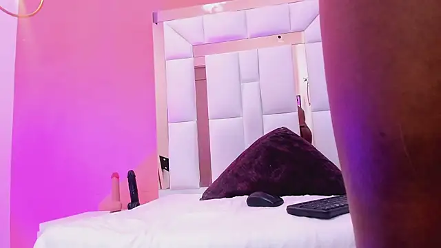 Snapshot of Zoe_ebony69 chatting on 02.11.26 Zoe ebony69 online show from 02.11.26