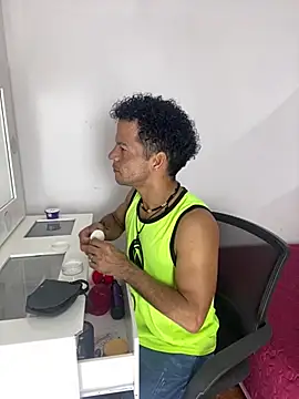 MaxyRyan online show from 03.06.26