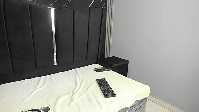 Snapshot of LunaSmithly chatting on 03.22.26 LunaSmithly online show from 03.22.26