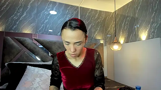 Snapshot of CharlotteKravizz chatting on 02.15.26 CharlotteKravizz online show from 02.15.26