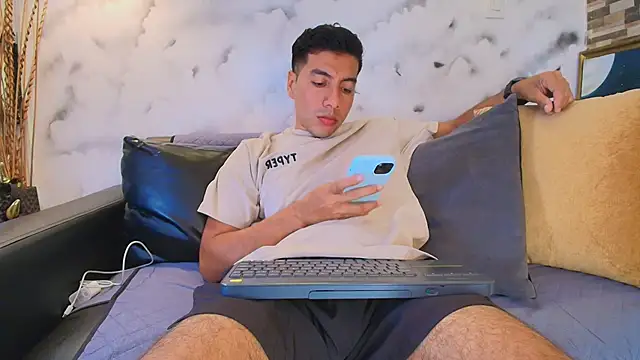 Max Hornye online show from 03.31.26