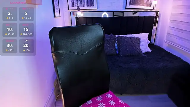 ladyraing online show from 02.27.26